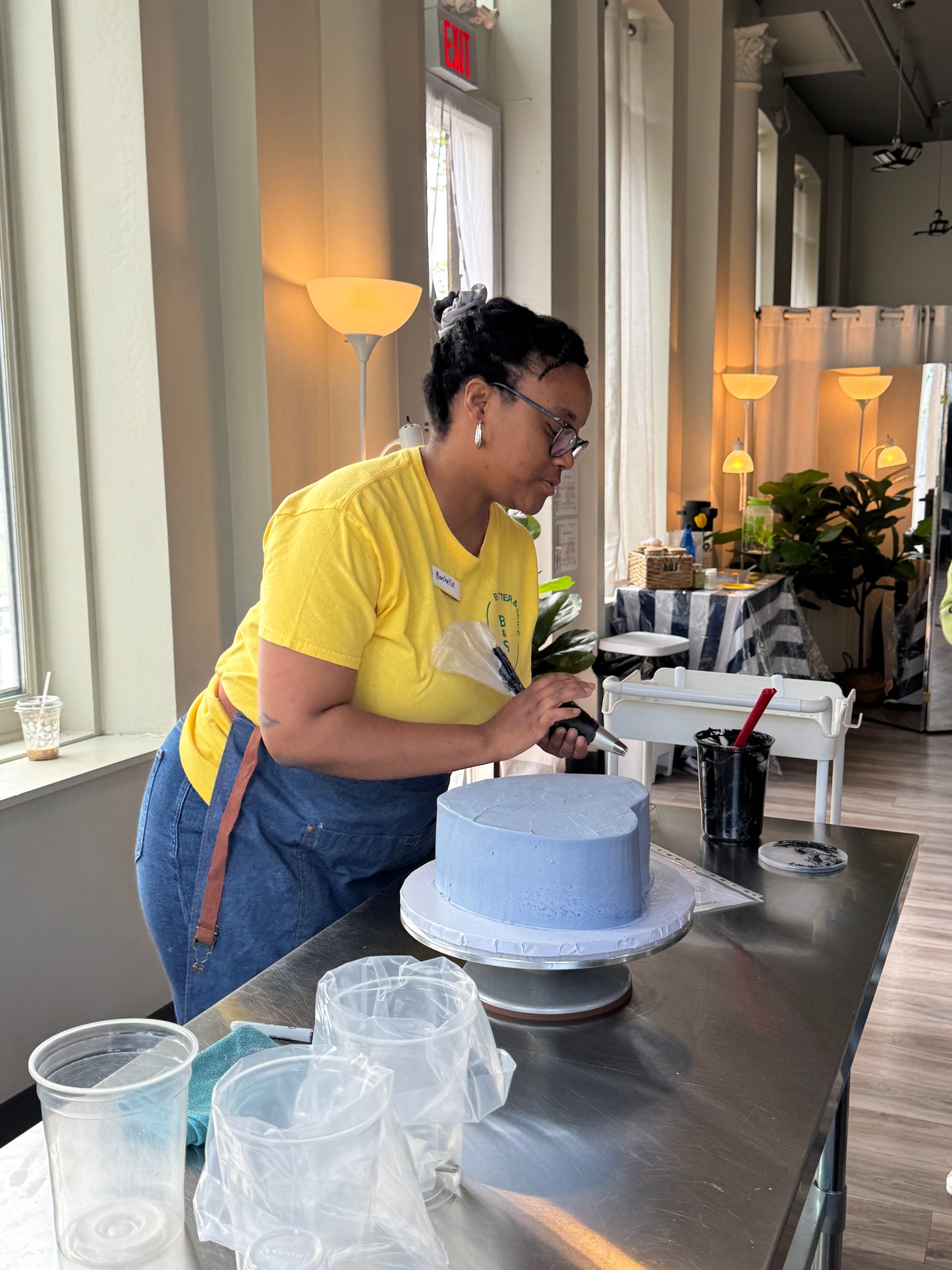 August 22nd - Cake Decorating Class